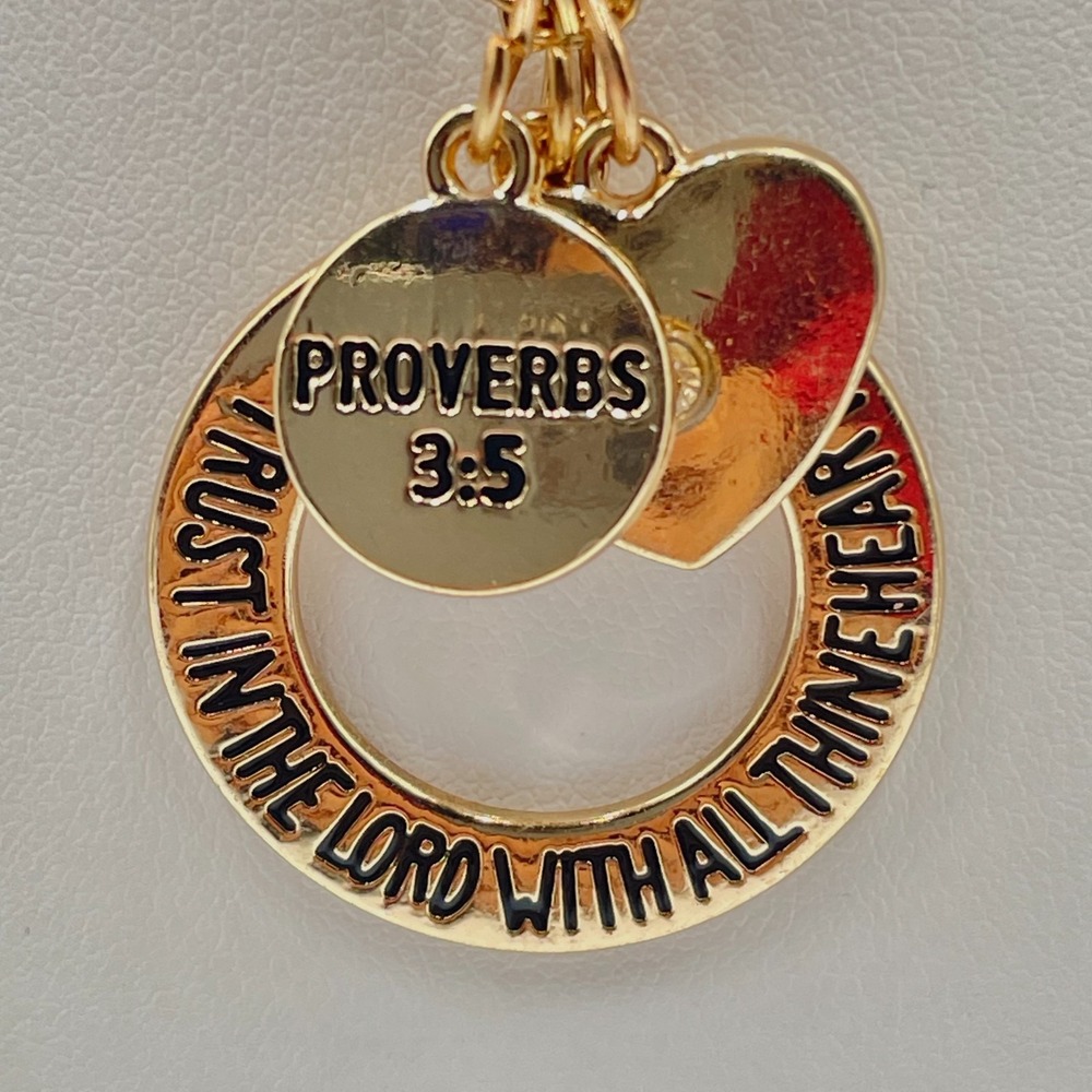 Vintage Y2K Gold Tone Proverbs 3:5 Religious Multi Charm Pendant Necklace Retro